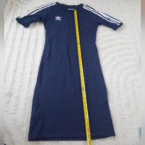 Adidad dress - Picture 4 of 5